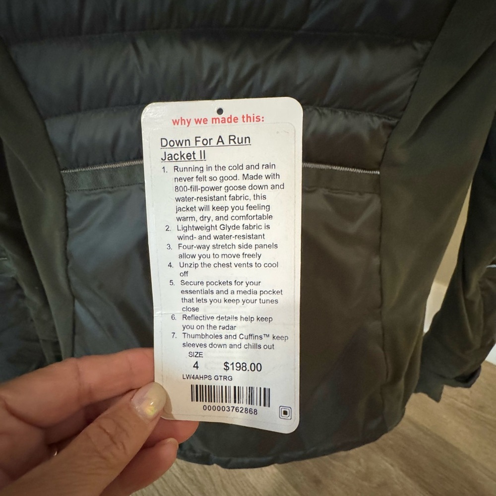 LULULEMON Down For A Run II JACKET NWT (not attached) - Picture 10 of 10